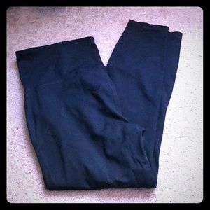 Gap fit over belly maternity leggings